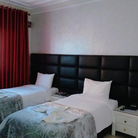 Hotel Hadaik Ain Asserdoune Bani Mallal Zewnętrze zdjęcie