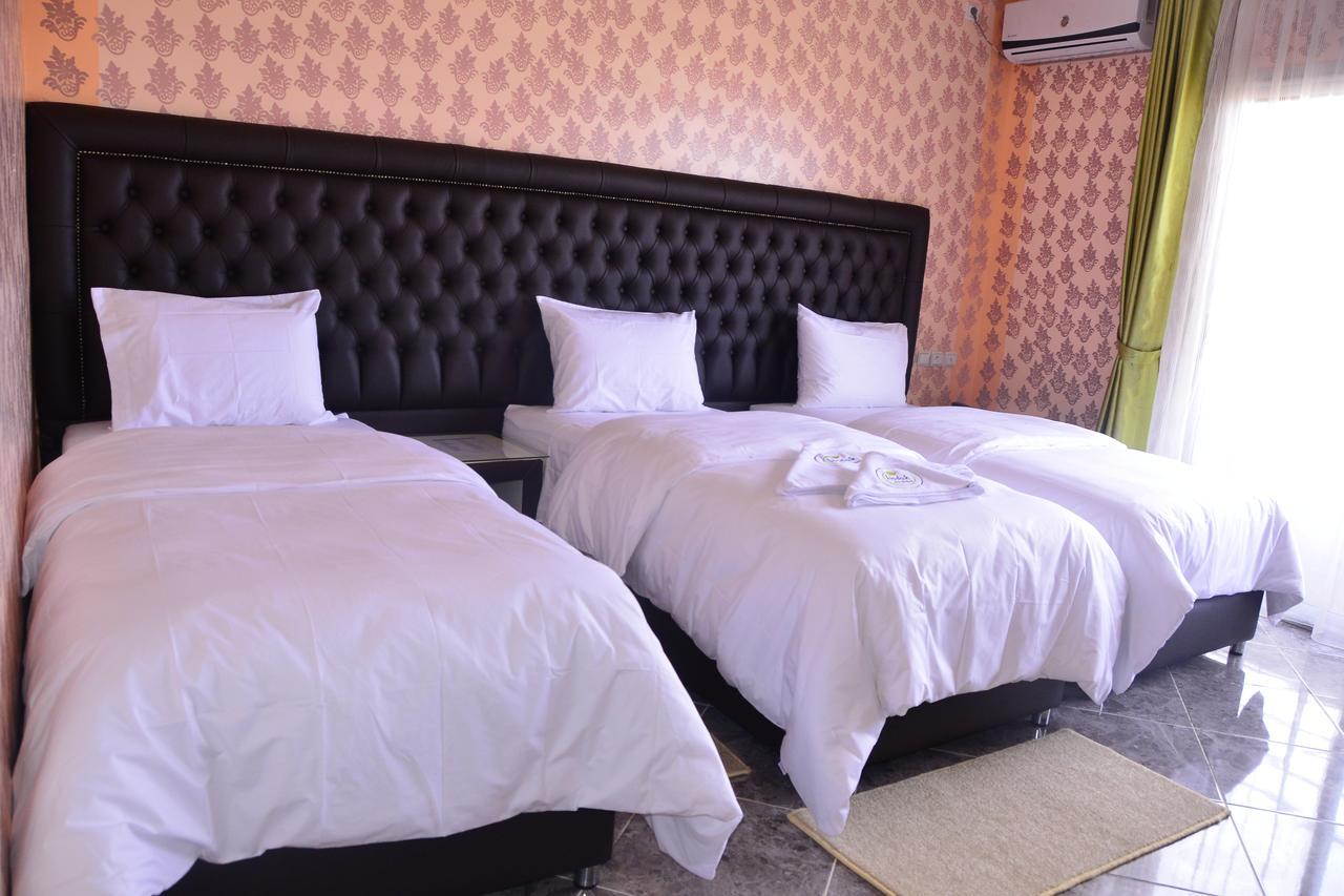 Hotel Hadaik Ain Asserdoune Bani Mallal Zewnętrze zdjęcie